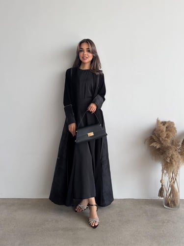 عباية ( تسنيم ) ملكي مع جاكار وقيطان