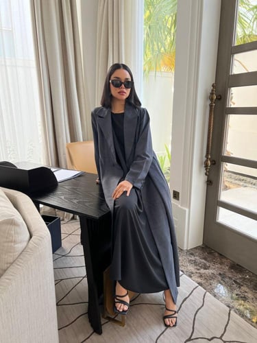 عباية ( لانا ) كريب لينن قصة بليزر