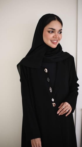 عباية ( أصيله ) بليزر كريب مع احجار