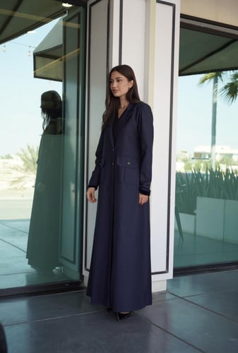 Blazer5 بليزر كحلي بتطريز يدوي