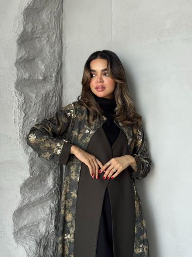 عباية ( وردة زيتي ) حرير مشجر