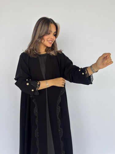 عباية ( رهف ) ملكي مع تدخيلات دانتيل