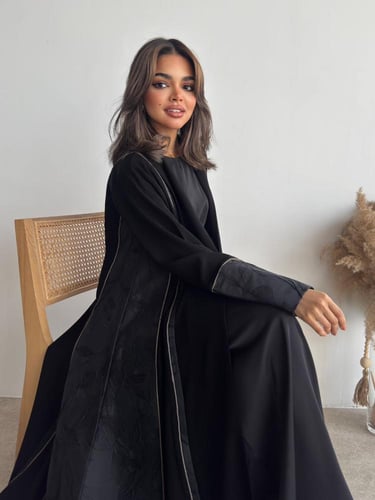 عباية ( تسنيم ) ملكي مع جاكار وقيطان