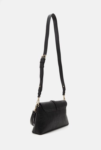 ماريو فالنتينو | Valentino Bags LIO