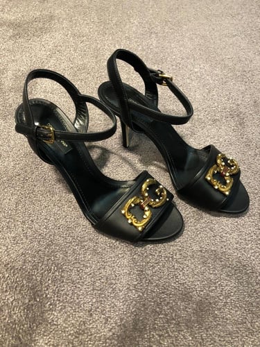 دولتشي اند قابانا Dolce and gabbana