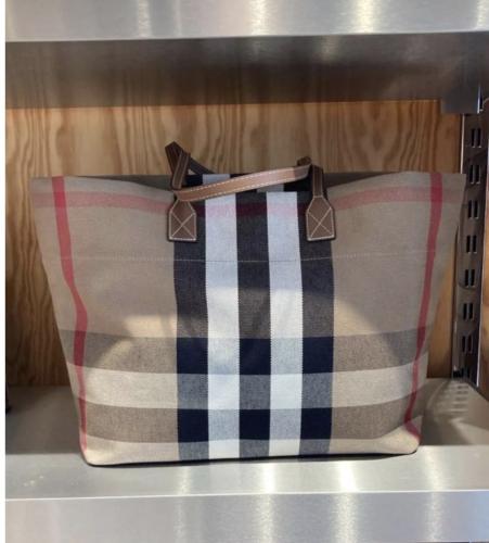 بيربري | Burberry tote