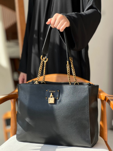 قيس | Guess bag black