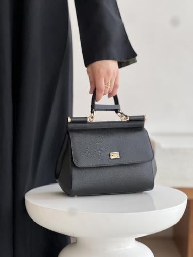 دولتشي اند قابانا | Small dauphine leather Sicily...