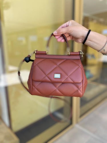 دولتشي اند قابانا | Small Sicily handbag in dauphi...