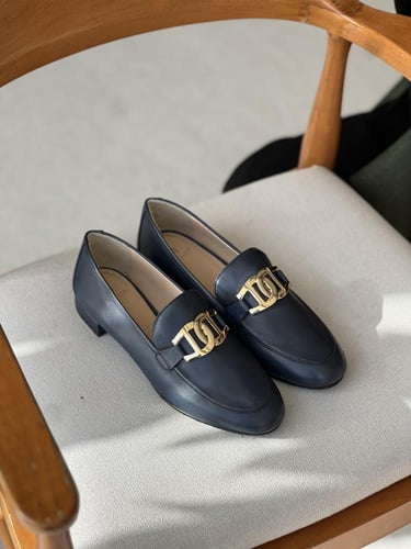 اقنر 37-39 | AIGNER FIONA