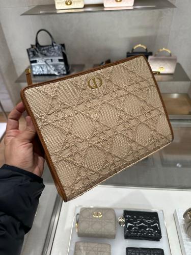 ديور | Dior POUCH