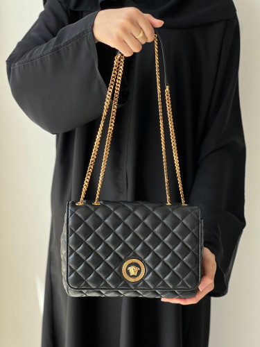 فيرزاتشي | Black Leather Shoulder Bag