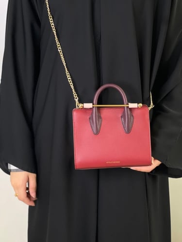ستراثببري | THE STRATHBERRY NANO TOTE