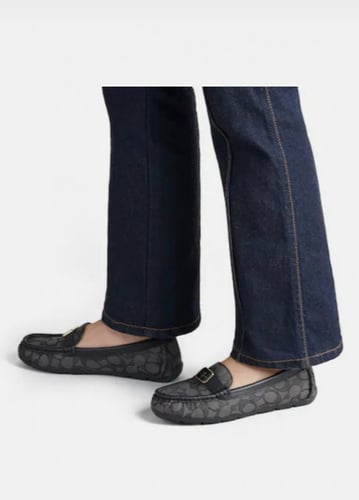 كوتش 39 | 38.5 | Mona Driver In Signature Jacquard