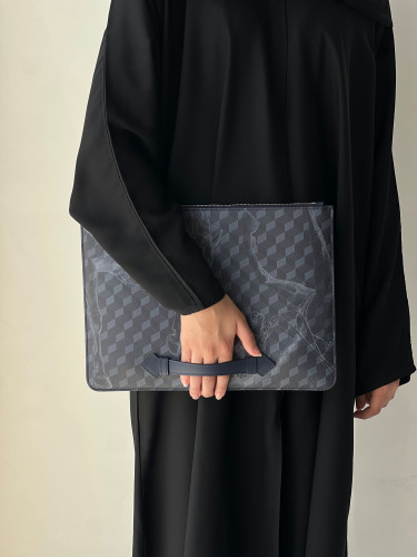 لوب نوير | MAXI POUCH Darkblue