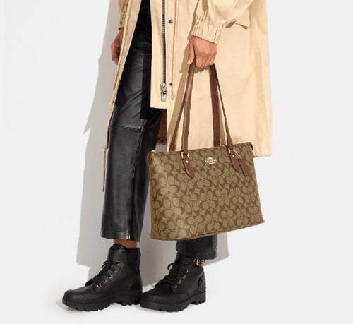 كوتش | Gallery Tote In Signature Canvas