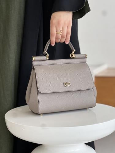 دولتشي اند قابانا | Small dauphine leather Sicily...