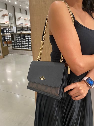 كوتش | Klare Crossbody In Signature Canvas