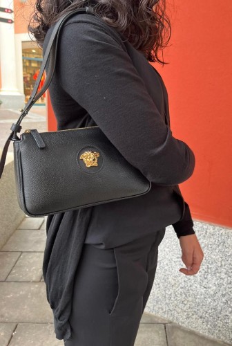 فيرزاتشي | Versace
