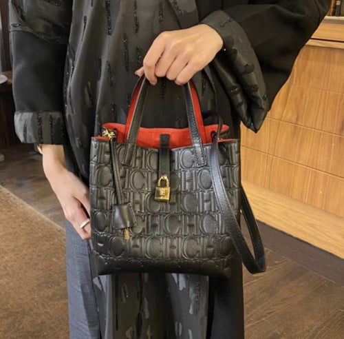 كارولينا هيريرا | MATRYOSHKA LOCKED XS | SMALL CRO...