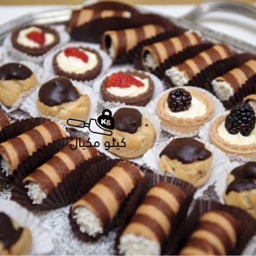 بسكويت ويفر رول سادة عريض