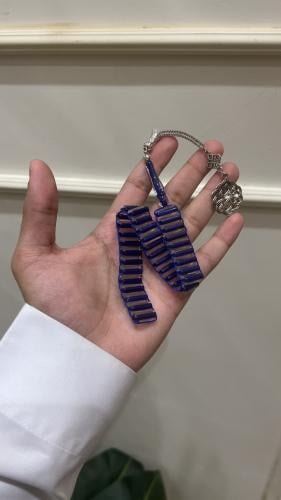 يوناني ازرق شفاف