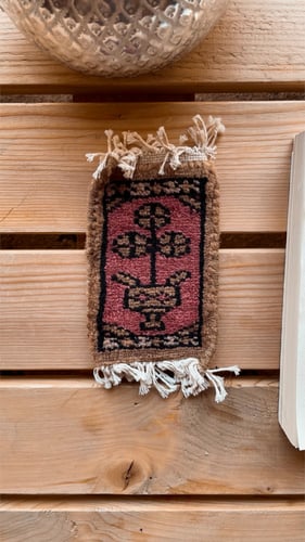 كوستر مزخرف صناعة يدويه .