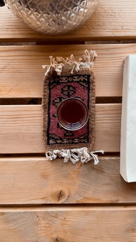 كوستر مزخرف صناعة يدويه .