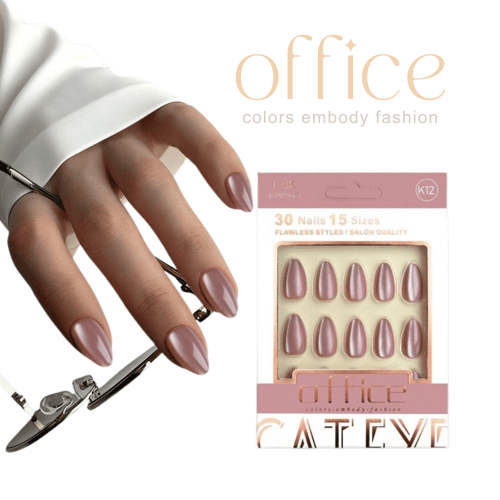 أظافر صالون بتأثير عين القطة