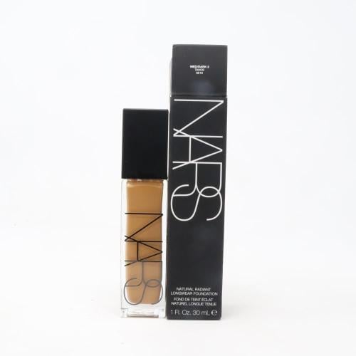 كريم أساس نارس Natural Radiant Longwear - Tahoe Medium/Dark 2 - 30 مل