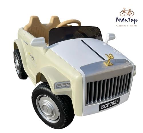 سيارة رولز رويس ببطراز كلاسيكي