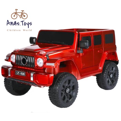 سيارة مرسيدس جي كلاس احمر