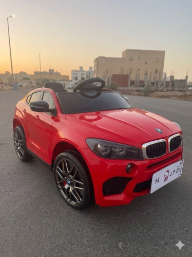 جيب BMW مع لوحة ورخصة مجانًا