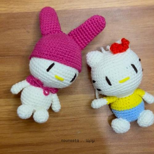 دمية hello kitty من خيوط السعادة