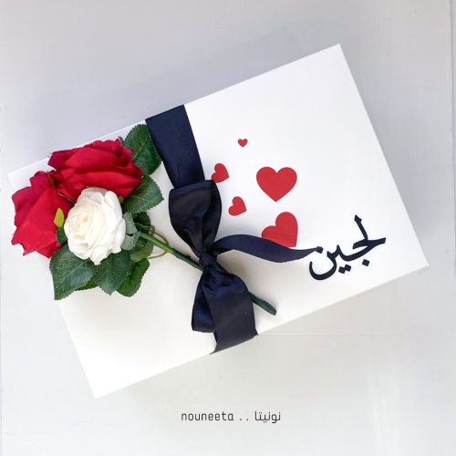 بوكس ورد أحمر