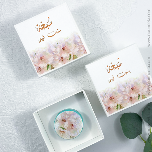 بوكس شمع معطر ثيم ورد ابيض