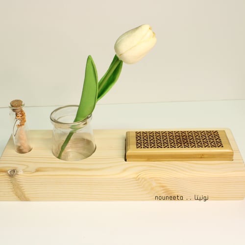 بوكس تبخر خشبي فاخر مع ورد ومبخرة ... هدية مكتبية...