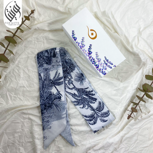 سكارف نسائي + بوكس بثيم لافندر