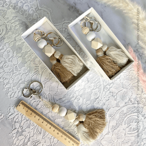 بوكس + ميدالية مفاتيح بوهو ستايل لون سكري وبني