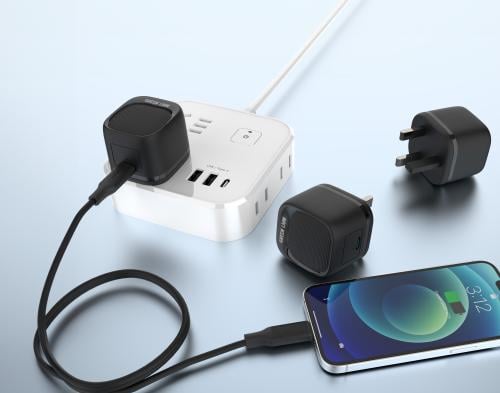 شاحن حائط قرين لايون 20 واط PD مع كيبل PD ايفون 1...