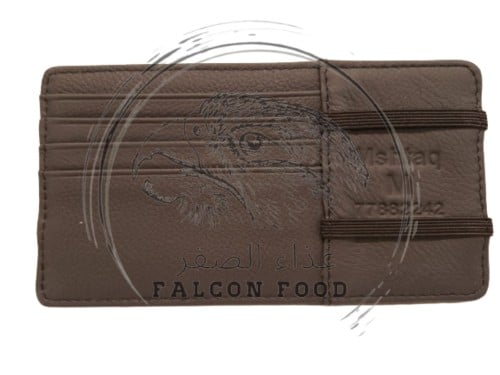 حافظة ريشه اسود للصقور