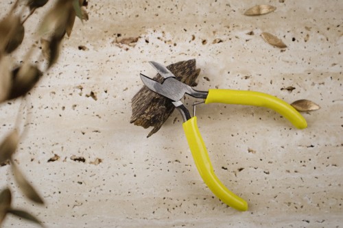 كسارة عود حجم صغير