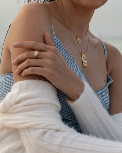 بوهو سلسال مطلي بالذهب