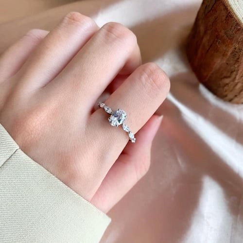 خاتم بريق من الفضة الاسترليني