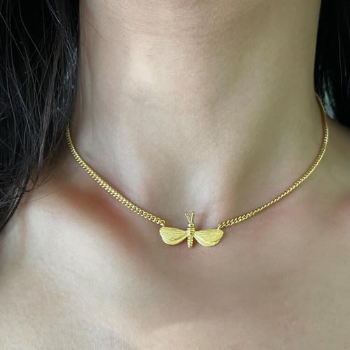 طقم تشوكر وسوار وخاتم الفراشة المطليه بالذهب