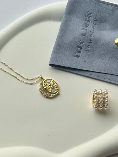 سلسال بوجهين مطلي بالذهب Sweet Bee