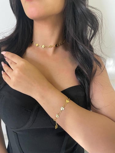 سوار قلوب صغيره مطليه بالذهب