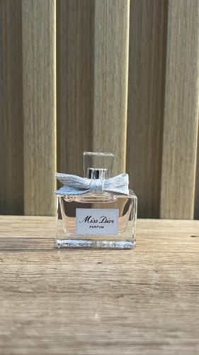 مس ديور بارفيوم- حجم ميني ٥ مل