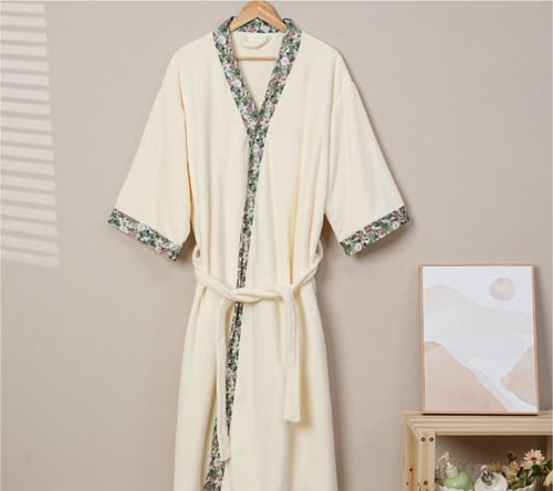 روب حمام بحافة مزخرفة كبار قطعة واحدة لارج كريمي