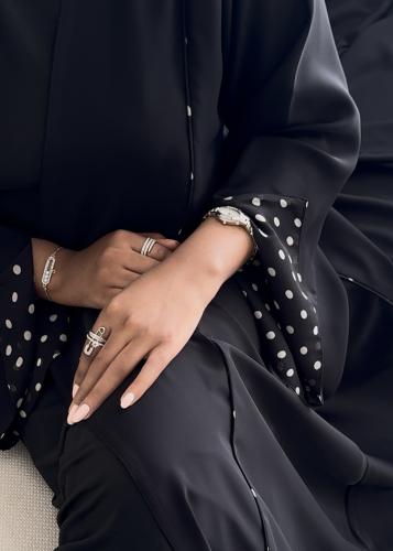 عباية أكمام مبطنه شيفون منقط